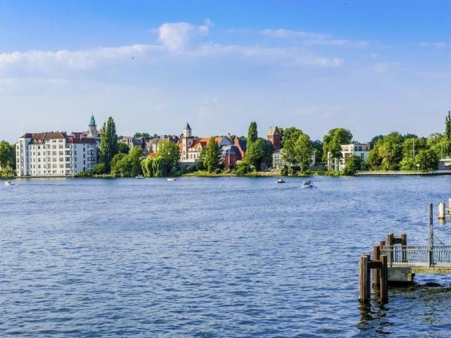 Helle 3 Zimmer mit Einbauküche in Berlin Köpenick!