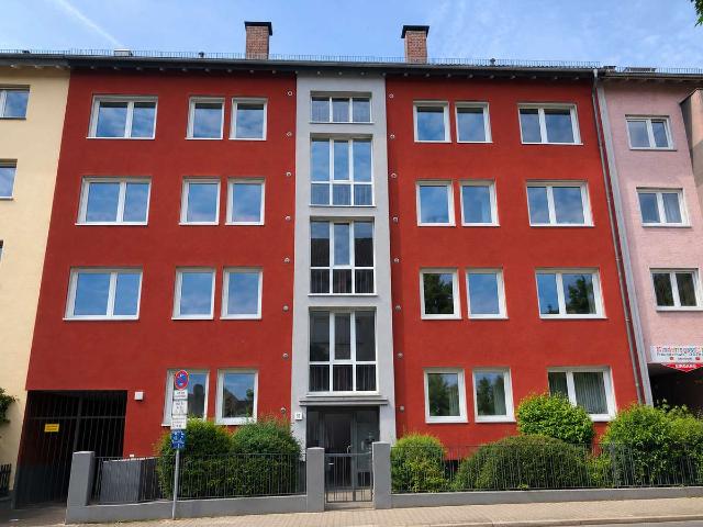 Helle 3 Zimmerwohnung fußläufig zur EZB & zum Mainufer