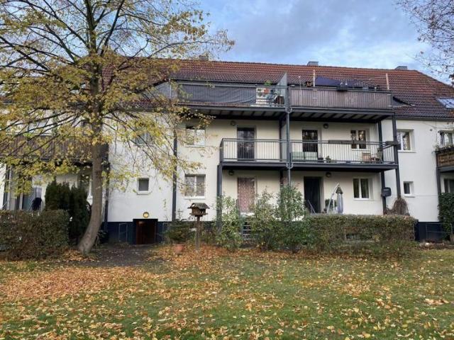 Helle 3 Zimmerwohnung im Dachgeschoß mit großzügigem Balkon und zwei Bädern