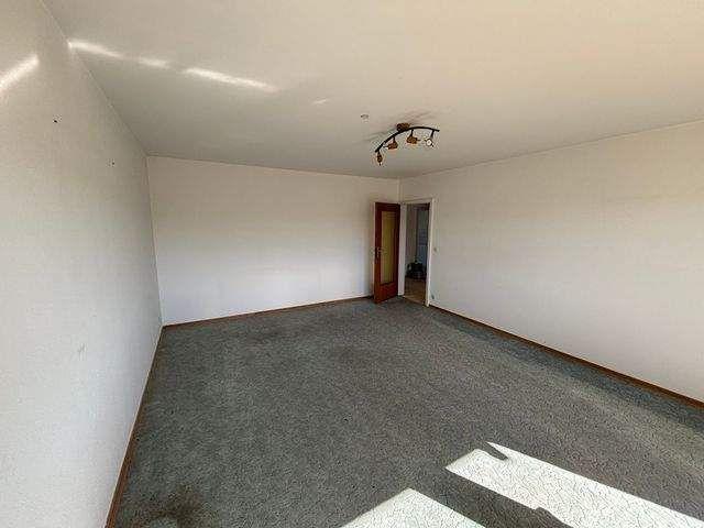 Helle 3 Zimmerwohnung in Erlangen Frauenaurach