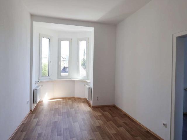 Helle 3 Zimmerwohnung mit Balkon