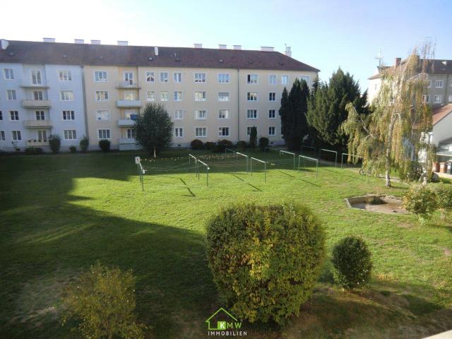 Helle 3 Zimmerwohnung mit Balkon in angenehmer Wohnlage