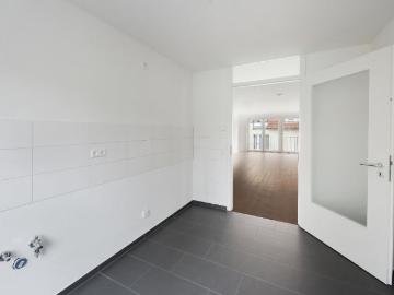 Helle 3 Zimmer Wohnung mit Balkon in ruhiger Lage!