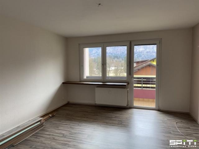 Helle 3 Zimmerwohnung mit Loggia und Stellplatz in Hermagor