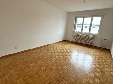 Helle 3.0 Zi Wohnung zu vermieten