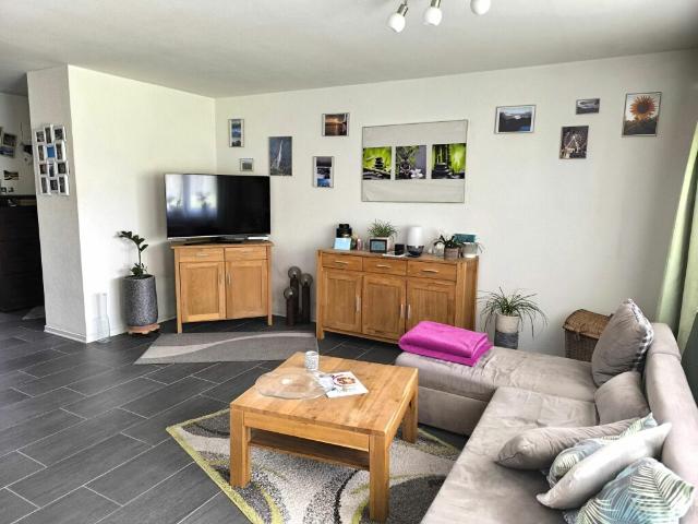 Helle 3.5Zi Wohnung mit Balkon