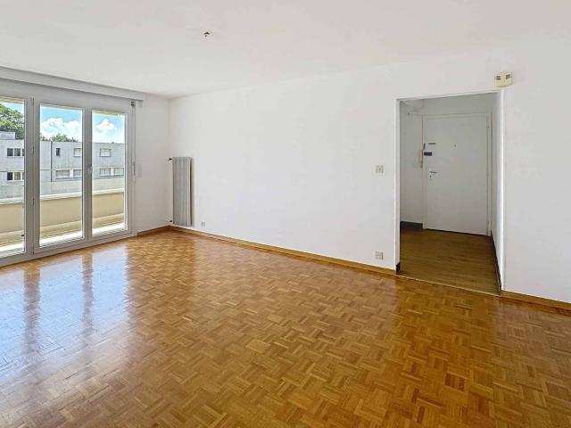 Helle 3,5 Zimmer mit je je 77,5 m² + großer Balkon 17,5 m²
