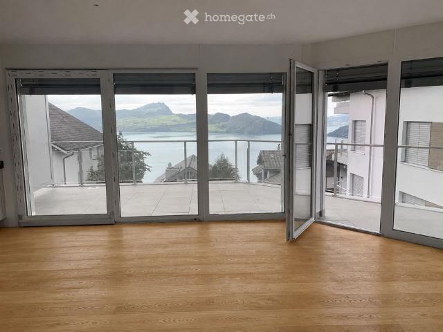 Helle 3.5 Zimmer Neubauwohnung mit traumhaftem See und Bergblick in Emmetten