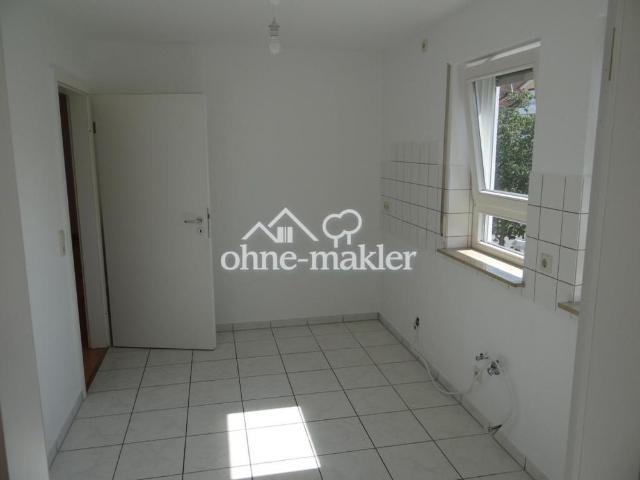 Helle 3,5 Zimmer Wohnung EG mit Terrasse