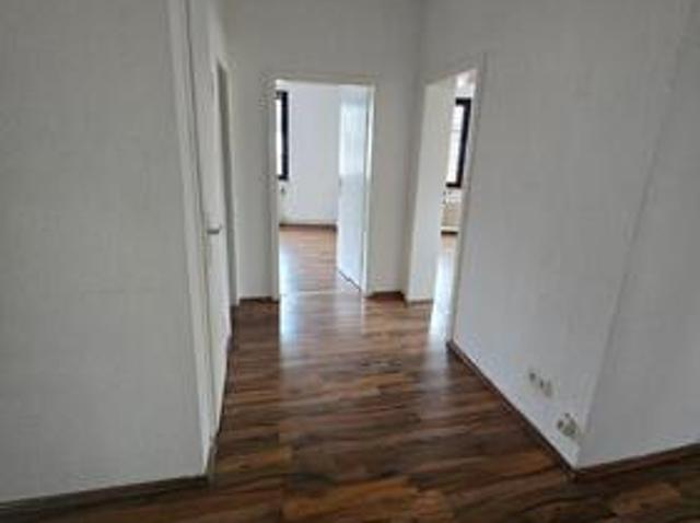 Helle 3,5 Zimmer Wohnung in Duisburg Ruhrort