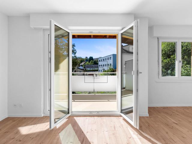 Helle 3,5 Zimmer Wohnung mit Balkon in Farvagny