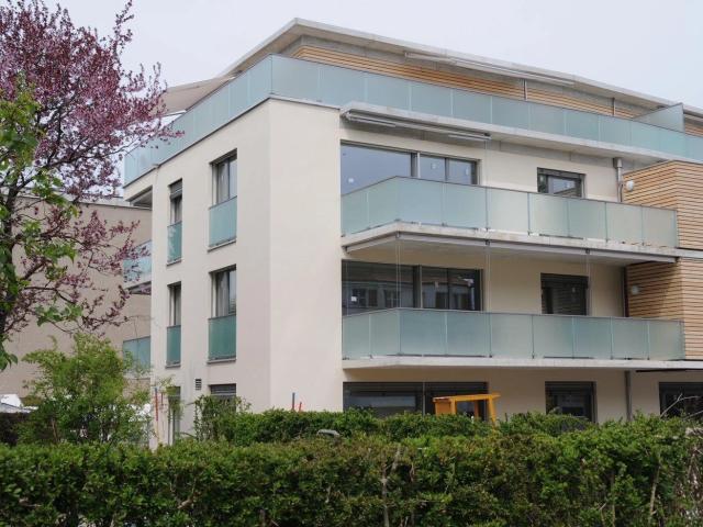 Helle 3.5 Zimmer Wohnung mit 2 Balkonen in Bern Büm­pliz
