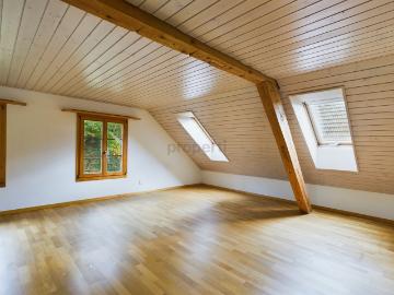 Helle 3.5 Zimmer Wohnung, Zollbrück
