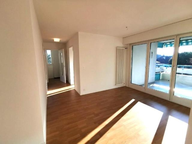 Helle 3.5 Zimmerwohnung