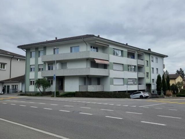 Helle 3.5 Zimmerwohnung an zentraler Lage in Orpund zu vermieten