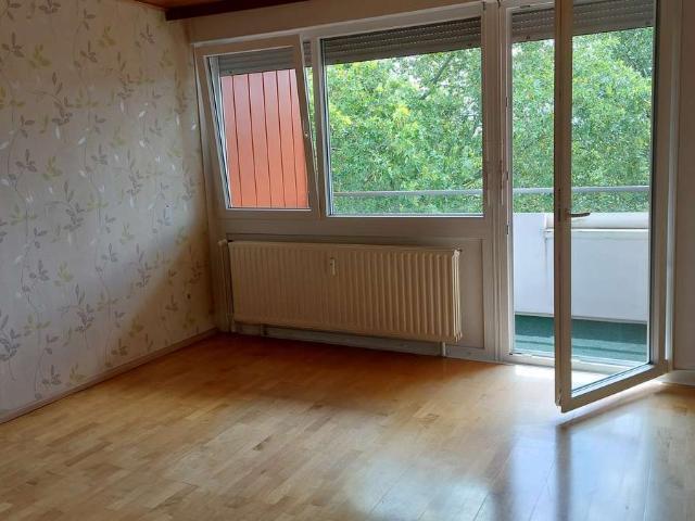 Helle 3,5 ZKB mit Balkon und Aufzug in Ludwigshafen
