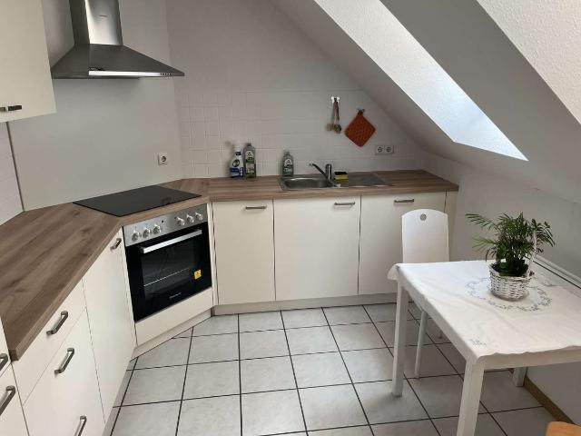 Helle, teilmöblierte 2 oder 3 Zimmer Wohnung in Konz Höhe