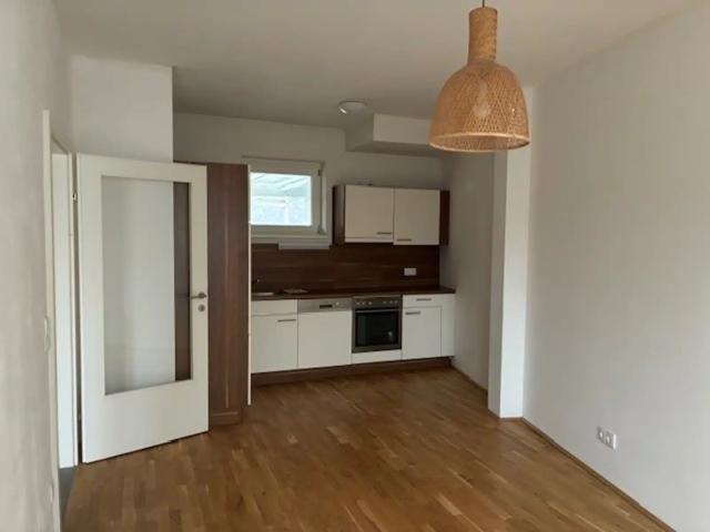 Helle und gemütliche 46 m² Dachgeschosswohnung in ruhiger Lage …!