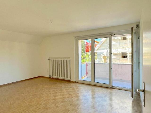 Helle und gemütliche 3.5 Zi Wohnung