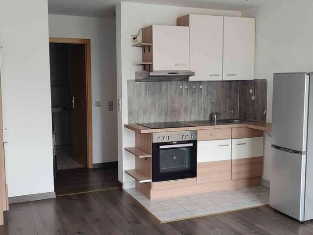 Helle und gepflegte 1 Zimmer Wohnung mit Stellplatz in Germersheim