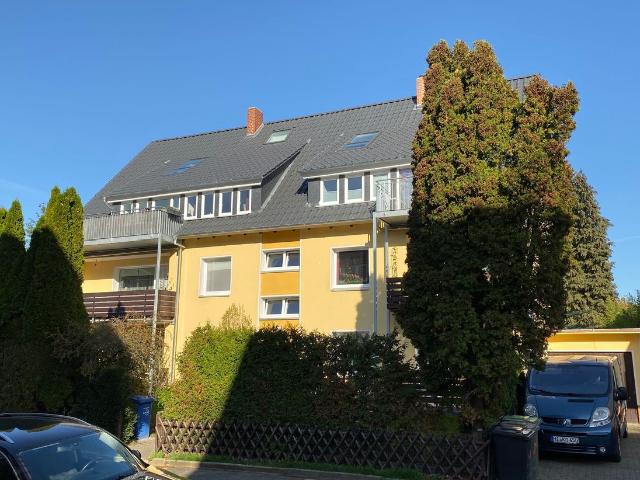 Helle und gepflegte 4 Zimmerwohnung mit Balkon