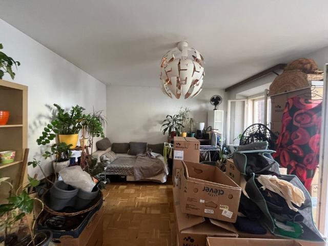 Helle und geräumige Garconniere in der Klosterwiesgasse sehr zentral gelegen mit Balkon – Provisionsfrei!