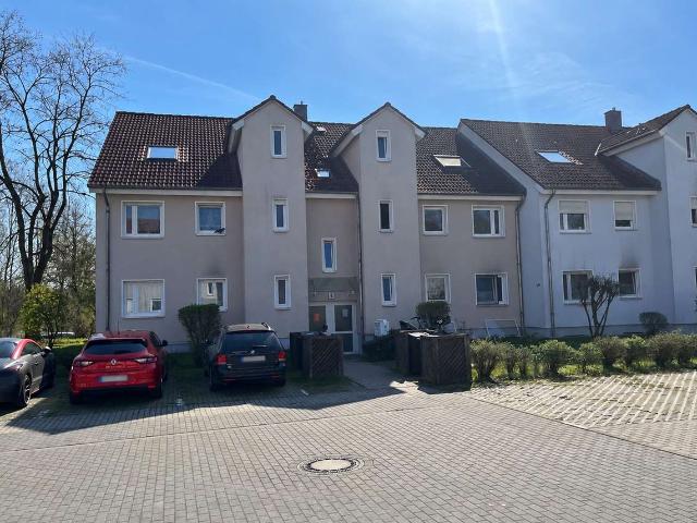 Helle und geräumige 2 Zimmerwohnung
