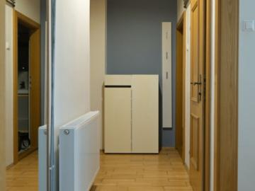 Helle und geräumige 2 Zimmerwohnung Nähe Kutschkermarkt