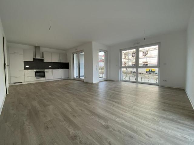 Helle 3 Zimmer Wohnung mit Einbauküche und 2 Stellplätzen in Künzelsau Taläcker
