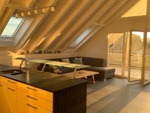 Helle und grosszügige 3.5Zi Dachwohnung in Kerzers