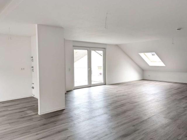 helle und großzügige 4 zi. wohnung in rastatt