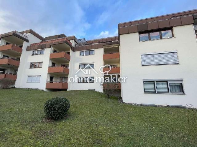 Helle und großzügige 5 Zimmer Wohnung mit Balkon, Einbauküche und Garage in Ammerbuch Altingen