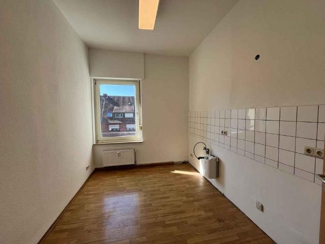 Helle und großzügige Etagenwohnung mit zwei Nebenräumen in der Hammer Innenstadt!