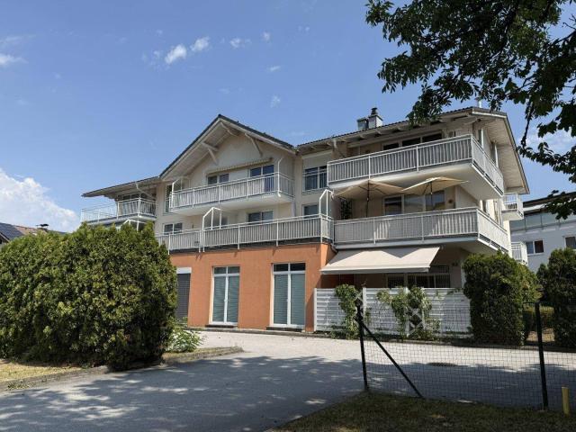 HELLE UND FREUNDLICHE 2 ZIMMER BALKONWOHNUNG
