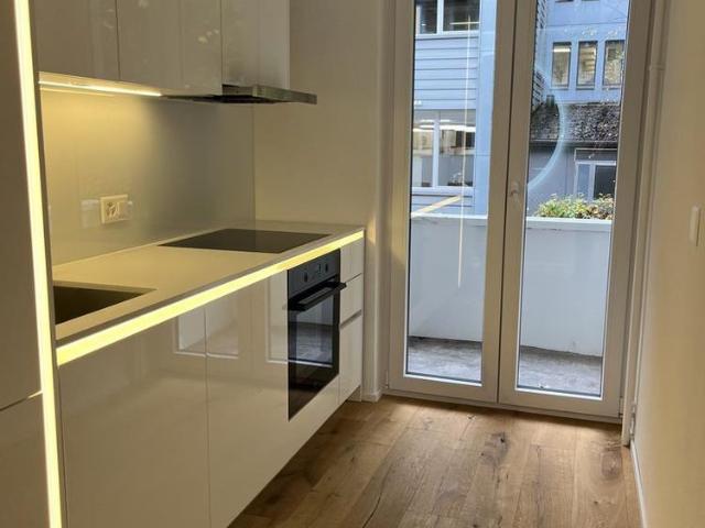 Helle und modern ausgestattete 3 Zimmer Wohnung mit Balkon