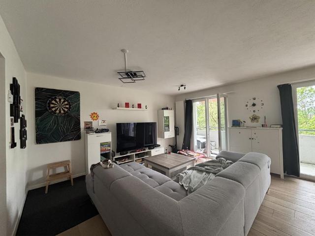 Helle und moderne 3,5 Zimmer Wohnung in Nidau