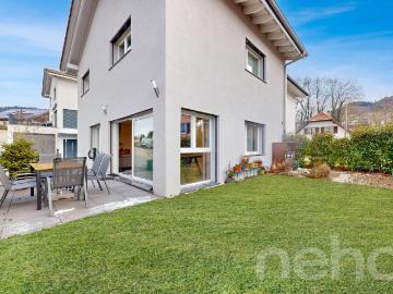 Helle und moderne Villa im Herzen von Ursy