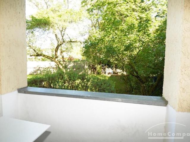 Helle und neu eingerichtete 2 Zimmer Wohnung nähe des Tierparks Berlin