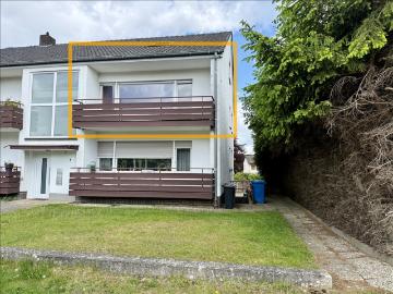 Helle und sonnige 2 Zimmer Wohnung mit großem Südbalkon in Bad Oeynhausen Südstadt
