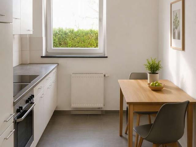 helle und schöne 3 Zimmer Wohnung