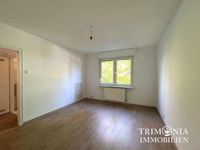 Helle und renovierte Erdgeschosswohnung