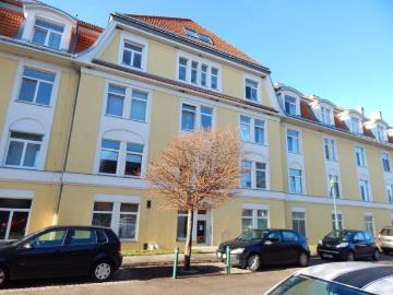 Helle und ruhige Wohnung im 2. Liftstock neu saniert