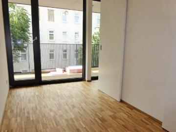 Helle Wohnung mit Terrasse in Neuperlach
