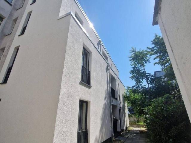 Helle Wohnung mit Balkon im Samariterviertel