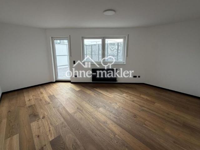 Helle Wohnung mit Balkon und Terrasse in Troisdorf