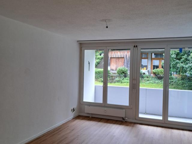 Helle Wohnung mit Blick ins Grüne