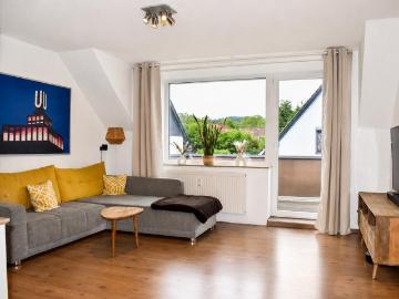 Helle Wohnung mit Garten, Carport und Garage in Dortmund Kruckel