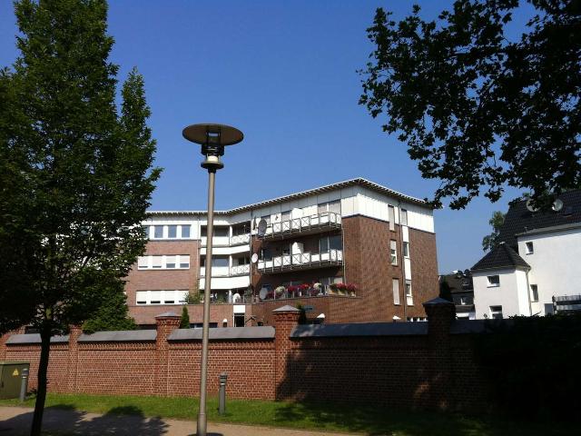 Helle Wohnung mit großer Loggia