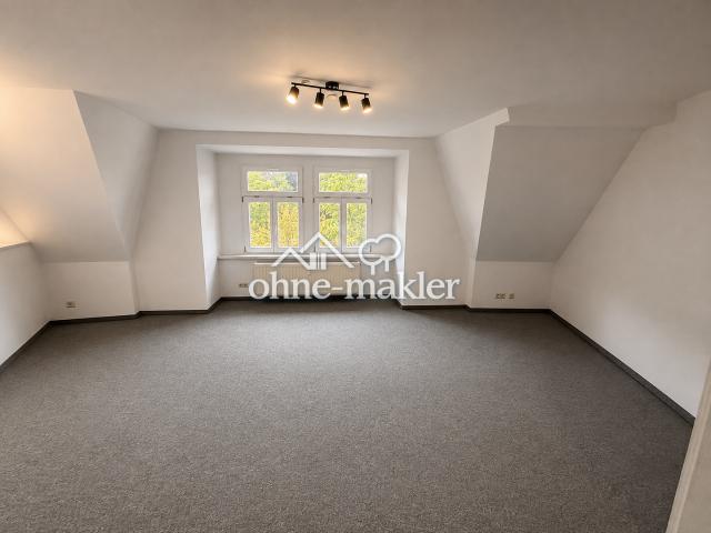 Helle Wohnung mit Panoramablick und neuer EBK – 2 Zimmer, 68 m²