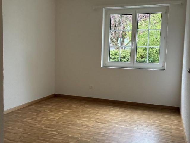 Helle Wohnung mit Sitzplatz